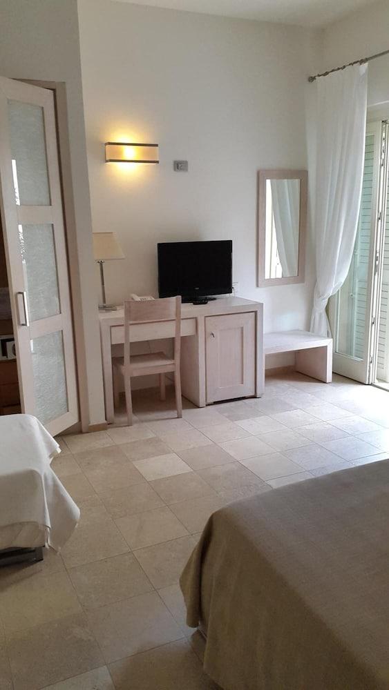 Hotel Alta La Vista Marina di Castagneto Carducci Extérieur photo